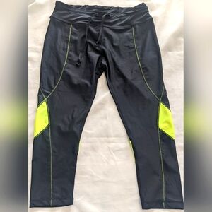 Nooyme Women's Unpadded Cycling Capri Leggings